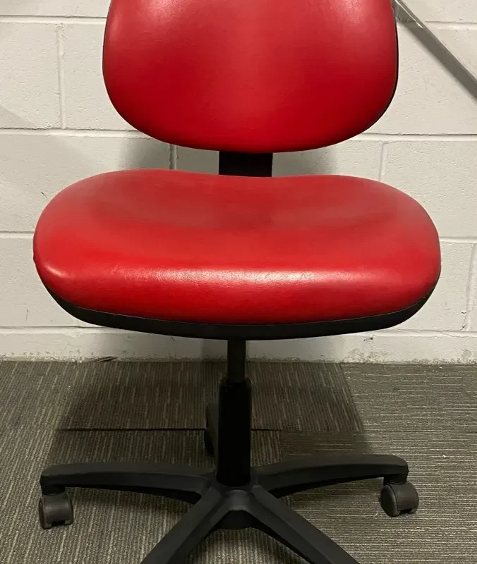 Red Lab Chair Vinyl Gas Lift Ratchet Back Back Tilt Castors
